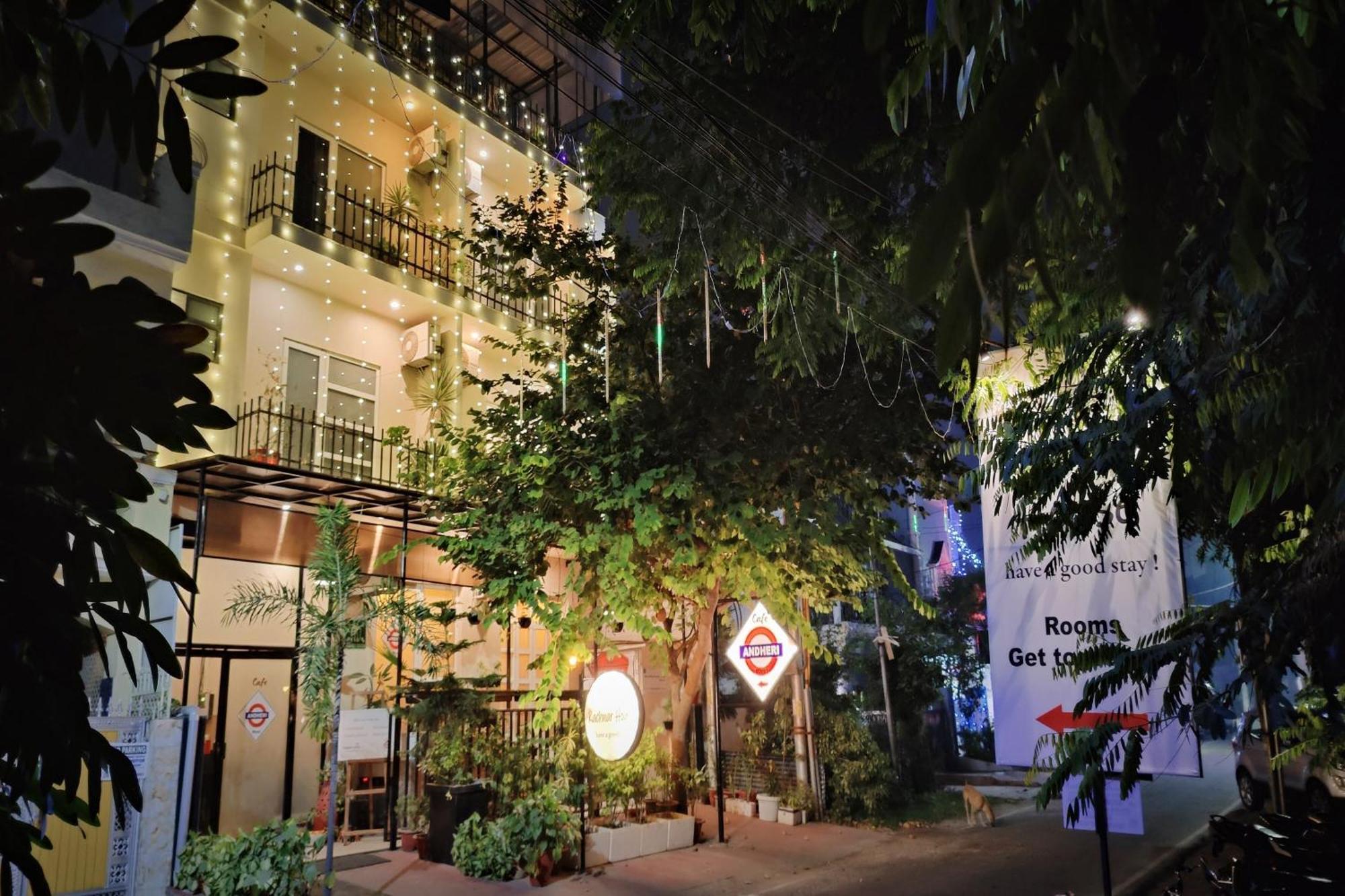 Super Townhouse Kachnar House Vikas Nagar Hotel Hasanganj Exterior foto