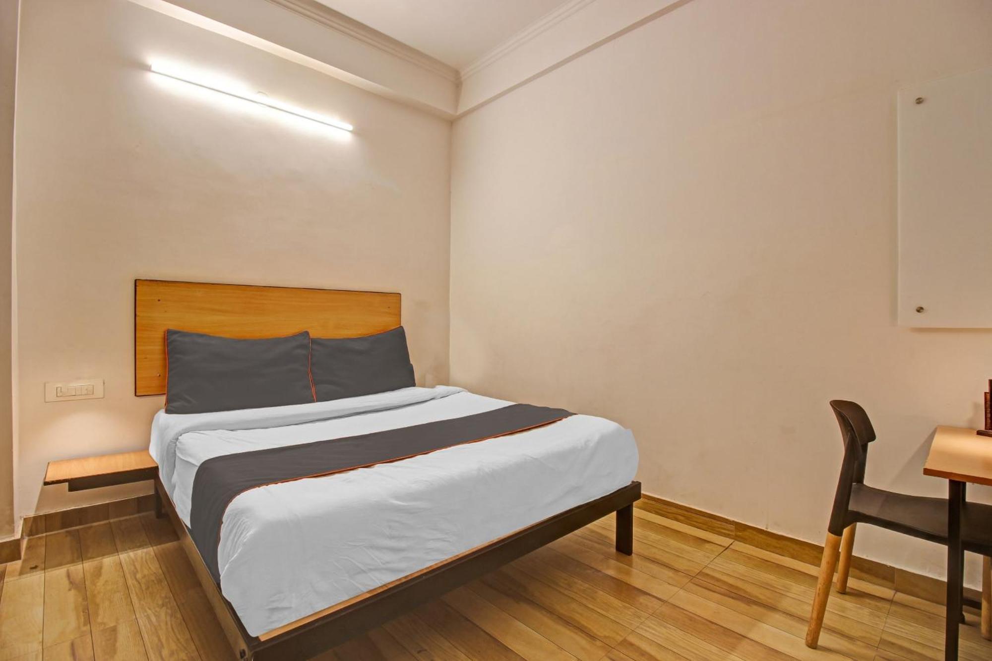 Super Townhouse Kachnar House Vikas Nagar Hotel Hasanganj Exterior foto